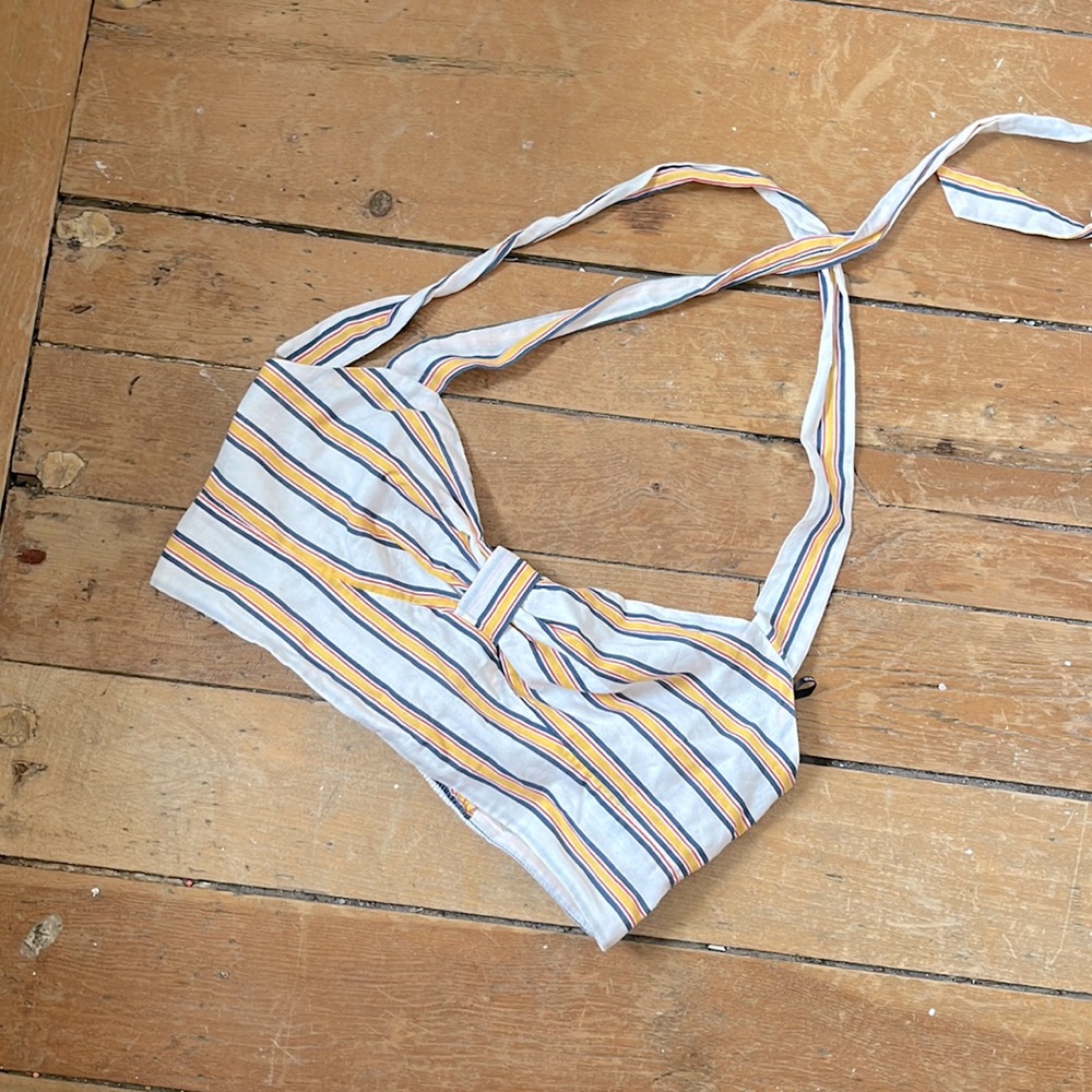 Forever 21 halter top - size L